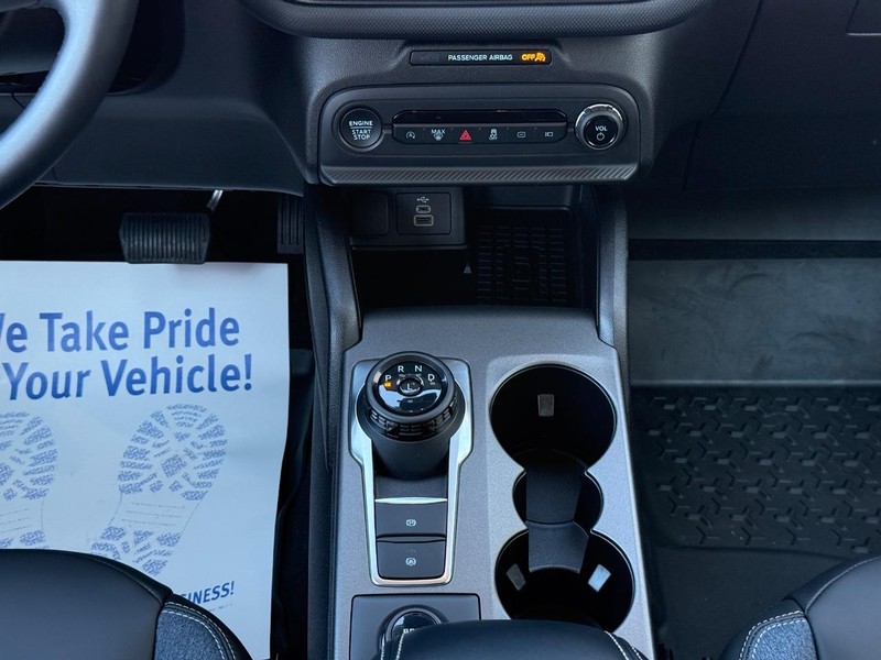 Ford Bronco Sport Vehicle Full-screen Gallery Image 11