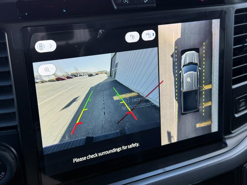 Ford F-150 Vehicle Full-screen Gallery Image 18