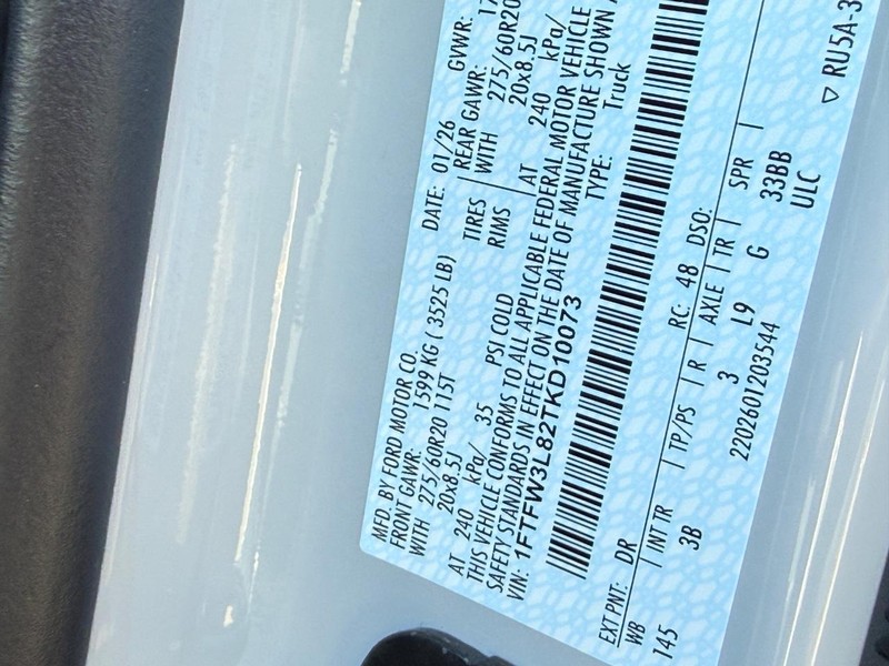 Ford F-150 Vehicle Full-screen Gallery Image 22