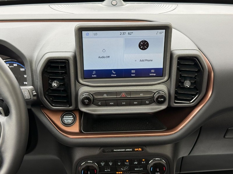 Ford Bronco Sport Vehicle Full-screen Gallery Image 11