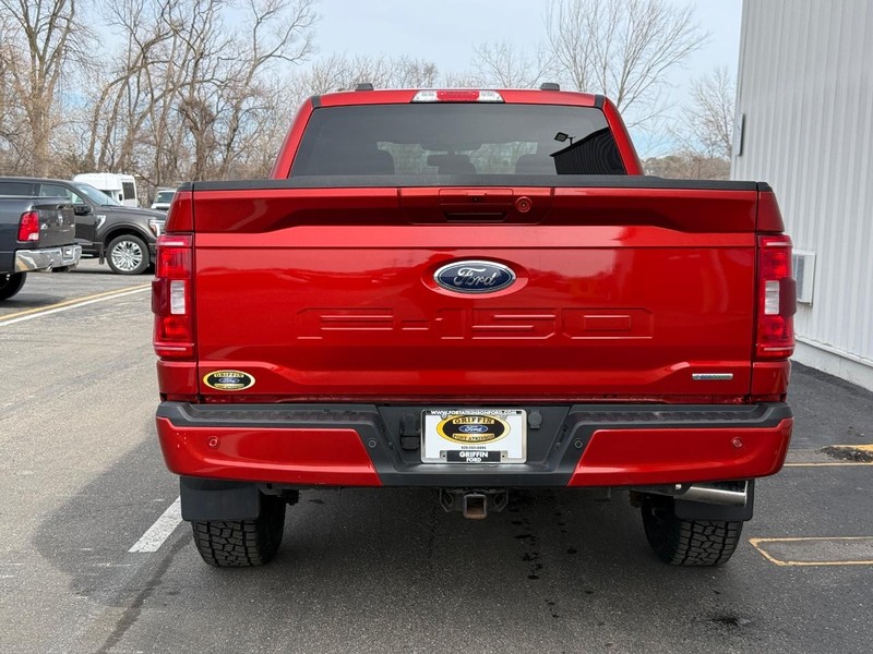 Ford F-150 Vehicle Full-screen Gallery Image 4