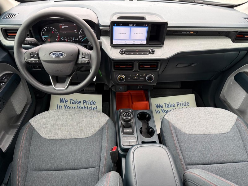 Ford Maverick Vehicle Full-screen Gallery Image 10