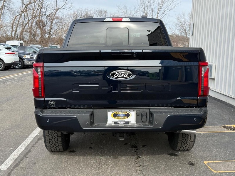 Ford F-150 Vehicle Full-screen Gallery Image 4