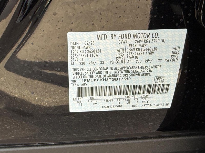 Ford Explorer Vehicle Full-screen Gallery Image 23