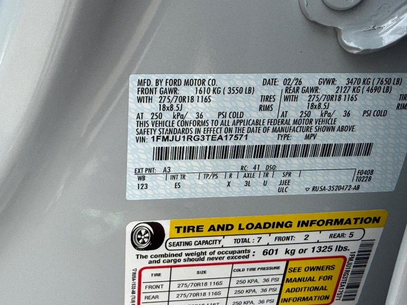 Ford Expedition Vehicle Full-screen Gallery Image 23