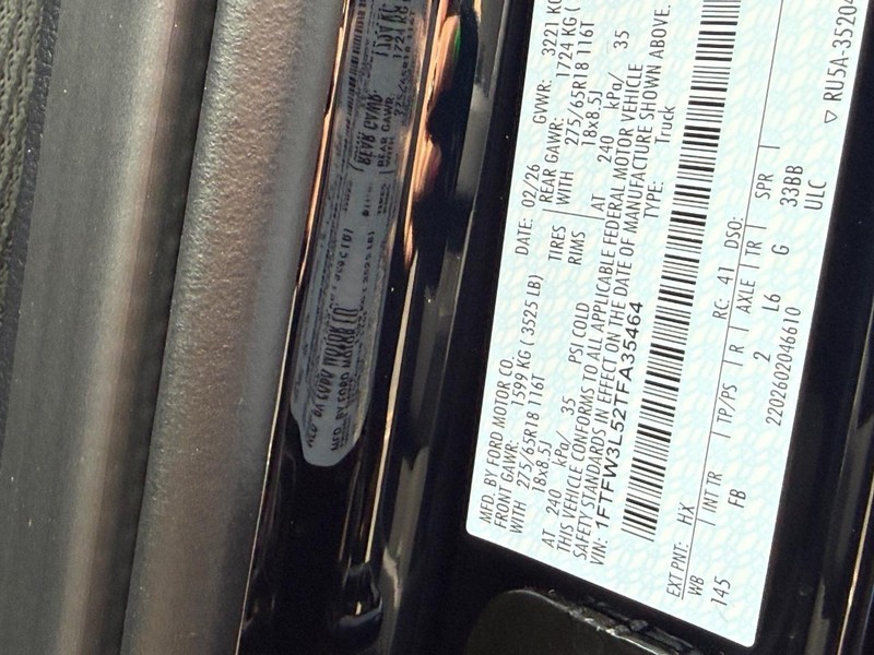 Ford F-150 Vehicle Full-screen Gallery Image 22