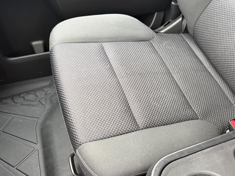 GMC Sierra 1500 Vehicle Full-screen Gallery Image 21