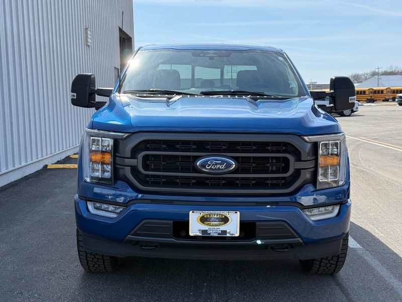 Ford F-150 Vehicle Full-screen Gallery Image 8