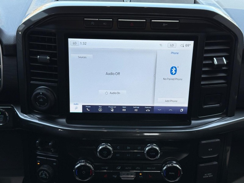 Ford F-150 Vehicle Full-screen Gallery Image 11