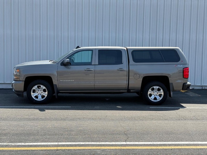 Chevrolet Silverado 1500 Vehicle Full-screen Gallery Image 2