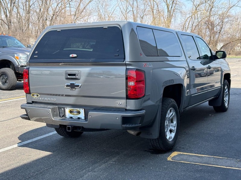 Chevrolet Silverado 1500 Vehicle Full-screen Gallery Image 5