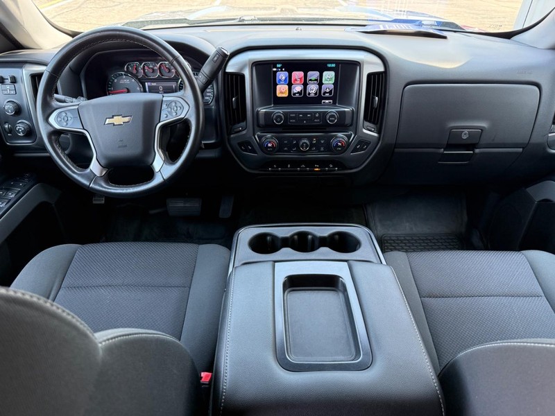 Chevrolet Silverado 1500 Vehicle Full-screen Gallery Image 10