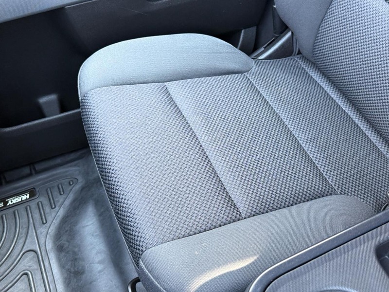 Chevrolet Silverado 1500 Vehicle Full-screen Gallery Image 20