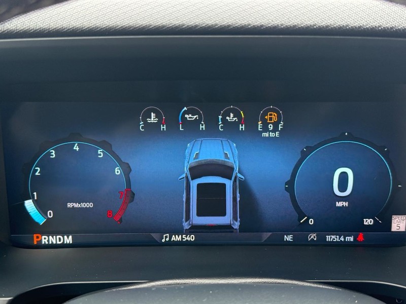 Ford F-150 Vehicle Full-screen Gallery Image 17