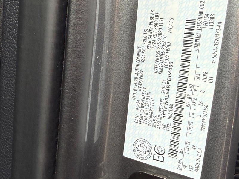 Ford F-150 Vehicle Full-screen Gallery Image 22