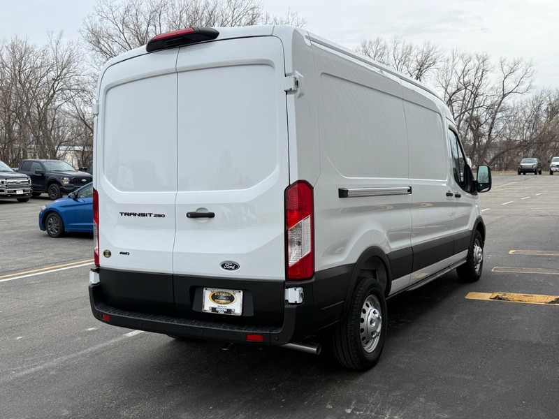 Ford Transit Cargo Van Vehicle Full-screen Gallery Image 6