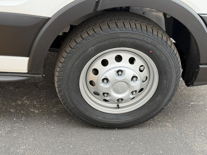 Ford Transit Cargo Van Vehicle Full-screen Gallery Image 7