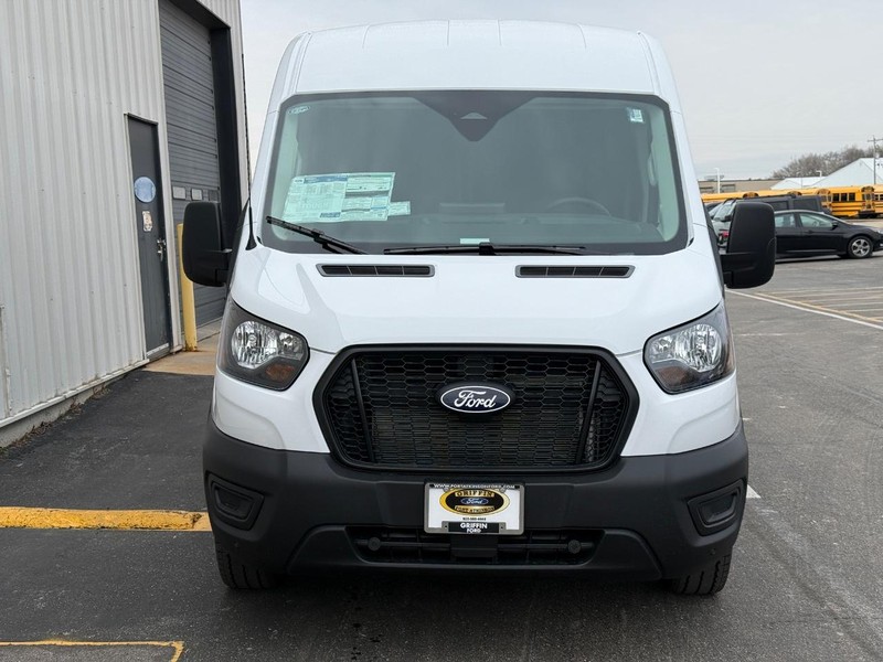 Ford Transit Cargo Van Vehicle Full-screen Gallery Image 8