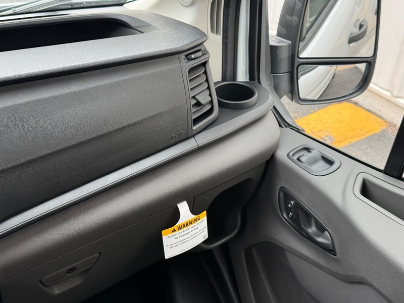 Ford Transit Cargo Van Vehicle Full-screen Gallery Image 15