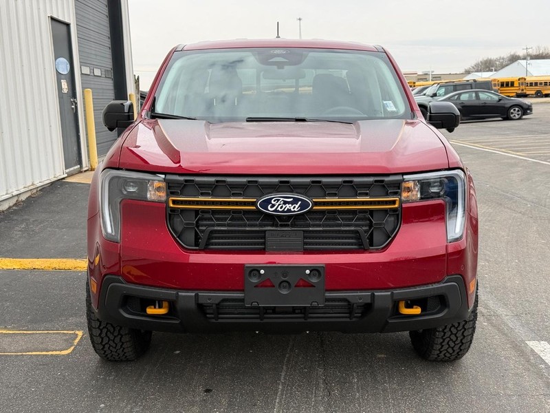 Ford Maverick Vehicle Full-screen Gallery Image 8