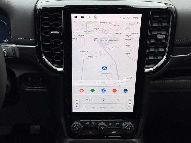 Ford Ranger Vehicle Full-screen Gallery Image 11