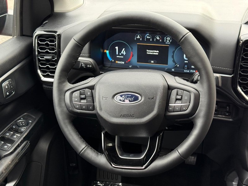 Ford Ranger Vehicle Full-screen Gallery Image 13