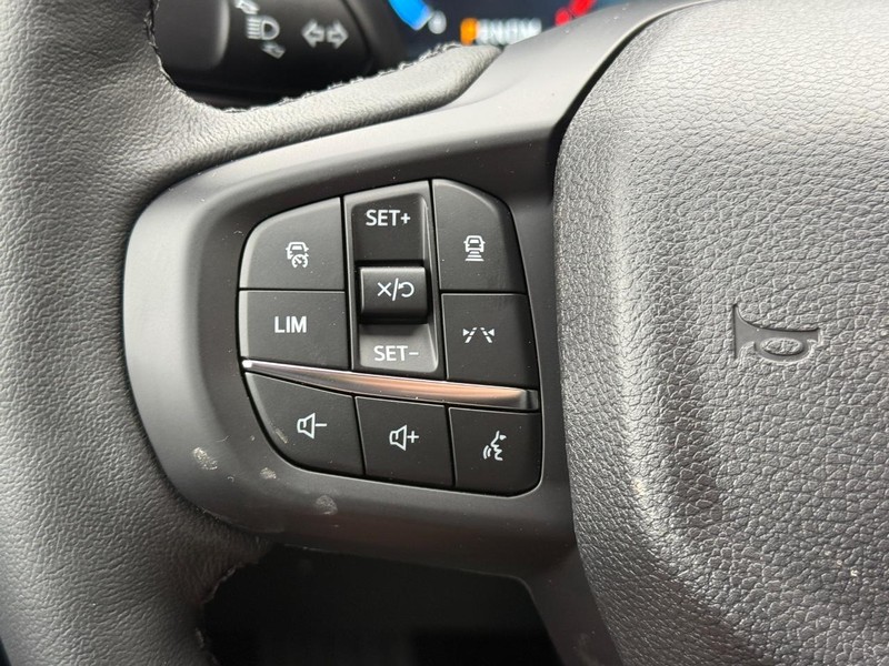 Ford Ranger Vehicle Full-screen Gallery Image 15