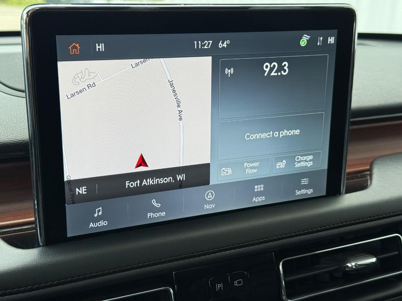 Lincoln Aviator Vehicle Full-screen Gallery Image 20