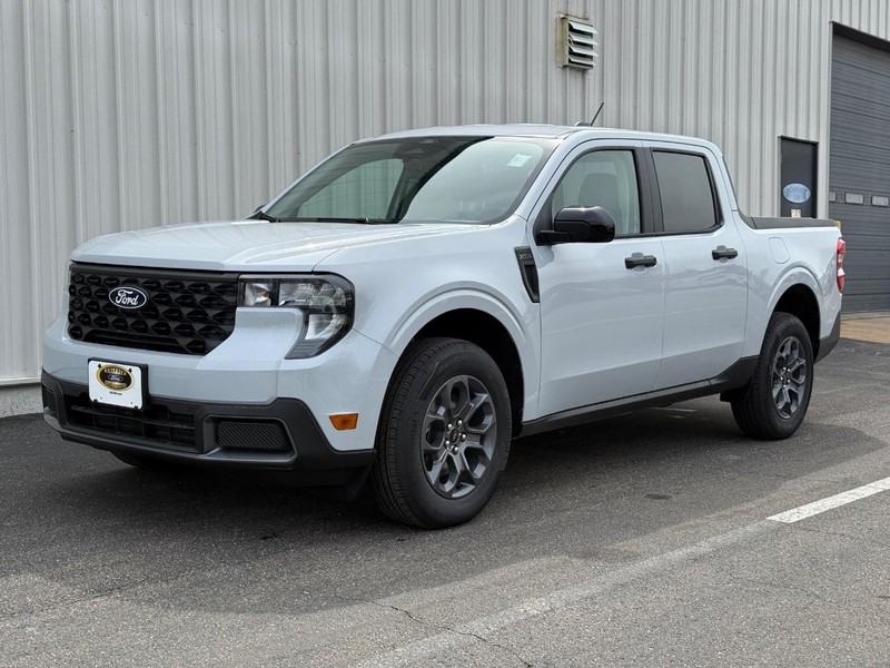 Ford Maverick Vehicle Full-screen Gallery Image 2