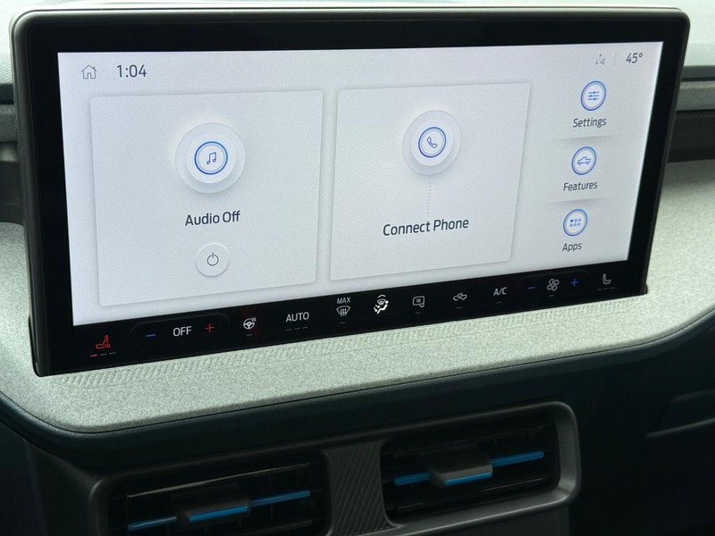 Ford Maverick Vehicle Full-screen Gallery Image 11