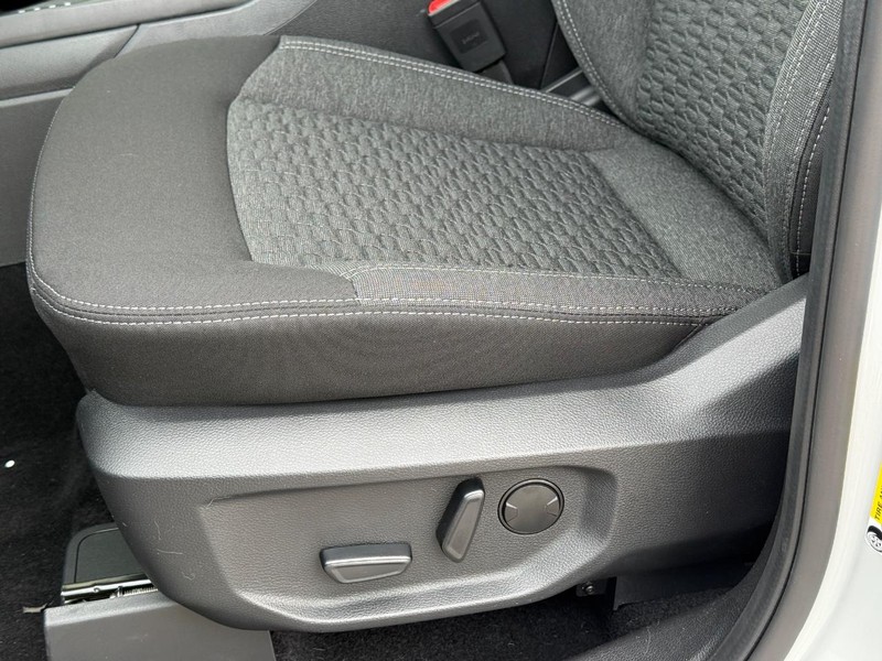 Ford Ranger Vehicle Full-screen Gallery Image 19