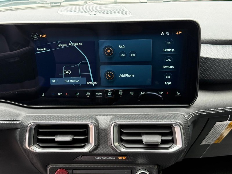 Ford Mustang Vehicle Full-screen Gallery Image 10