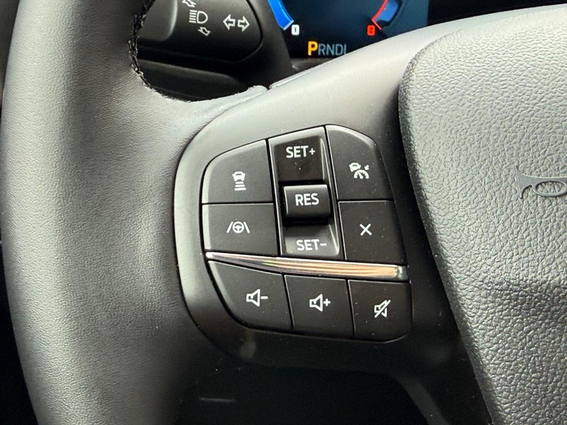 Ford Bronco Sport Vehicle Full-screen Gallery Image 15