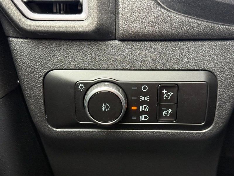 Ford Bronco Sport Vehicle Full-screen Gallery Image 21