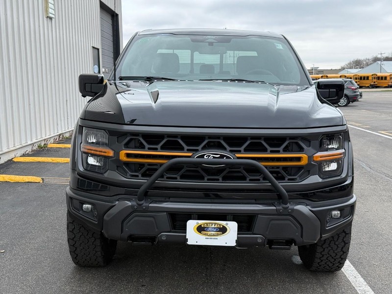 Ford F-150 Vehicle Full-screen Gallery Image 8