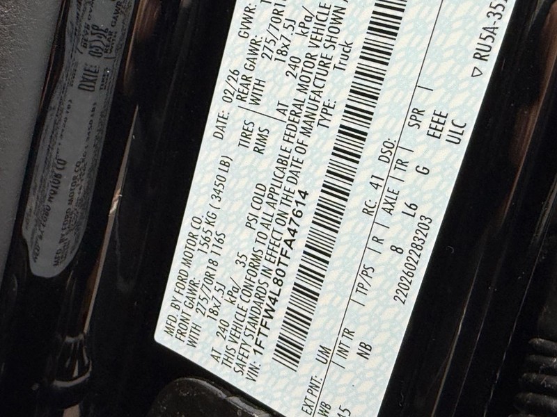 Ford F-150 Vehicle Full-screen Gallery Image 22