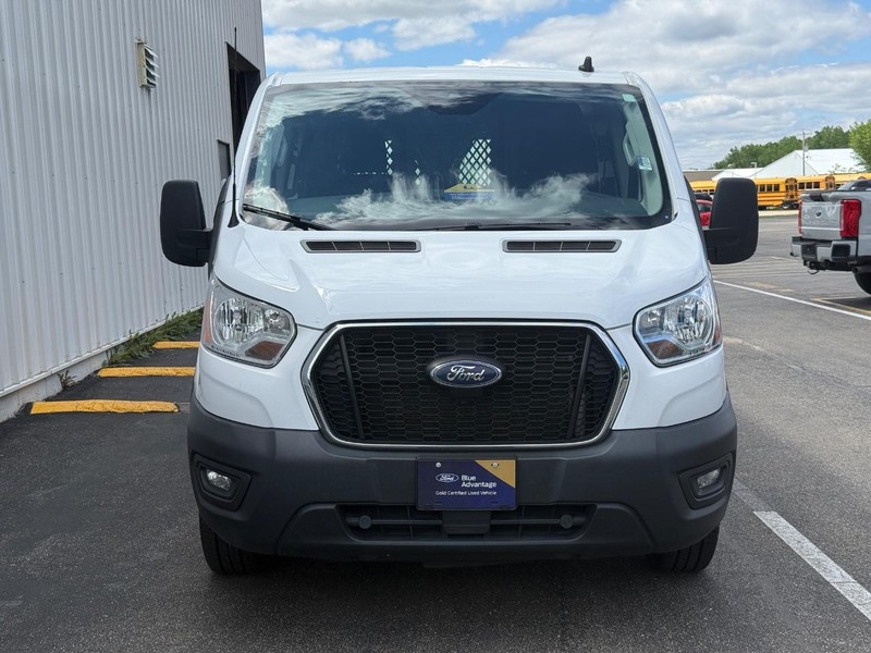 Ford Transit Cargo Van Vehicle Full-screen Gallery Image 8
