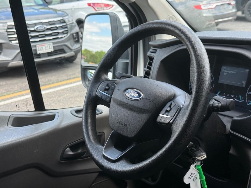Ford Transit Cargo Van Vehicle Full-screen Gallery Image 12