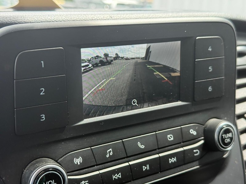 Ford Transit Cargo Van Vehicle Full-screen Gallery Image 17