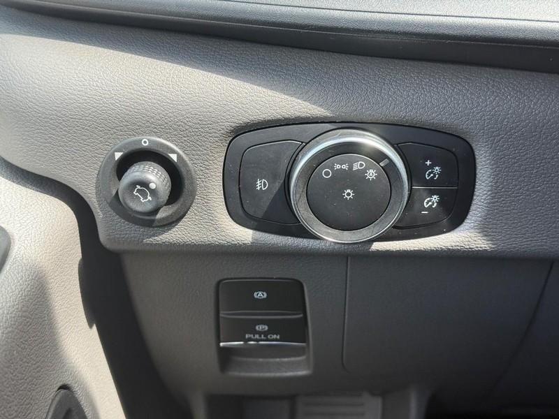 Ford Transit Cargo Van Vehicle Full-screen Gallery Image 20
