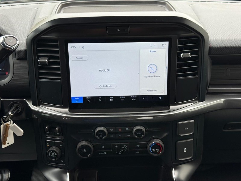 Ford F-150 Vehicle Full-screen Gallery Image 11
