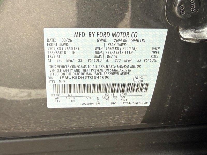 Ford Explorer Vehicle Full-screen Gallery Image 23