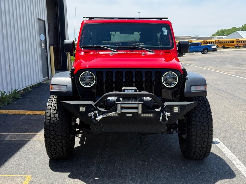 Jeep Wrangler Unlimited Vehicle Full-screen Gallery Image 7