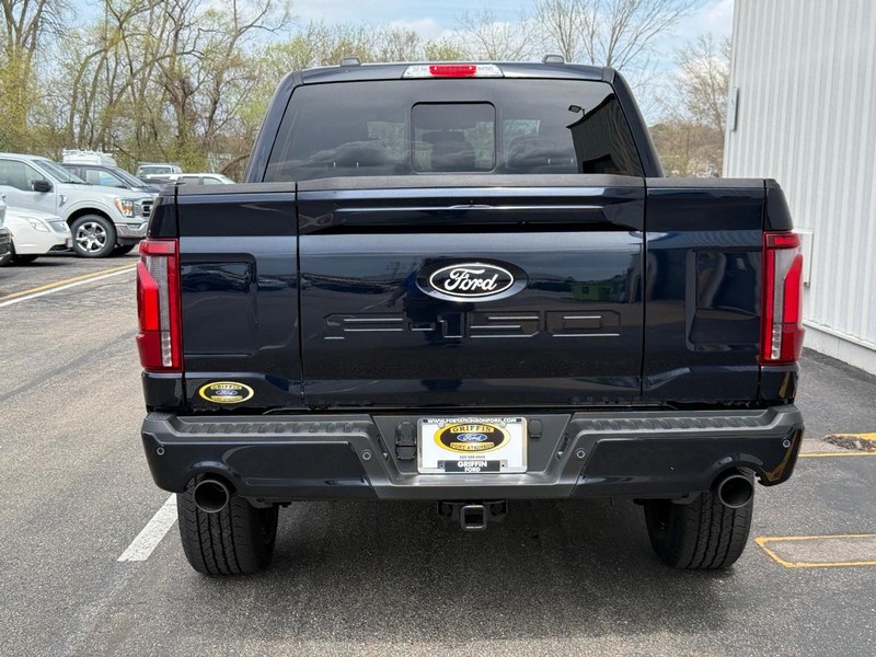 Ford F-150 Vehicle Full-screen Gallery Image 4