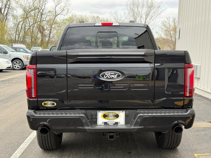 Ford F-150 Vehicle Full-screen Gallery Image 4