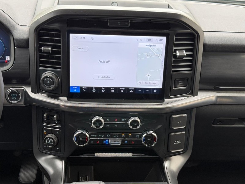 Ford F-150 Vehicle Full-screen Gallery Image 11