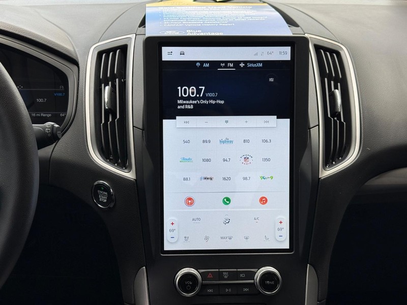 Ford Edge Vehicle Full-screen Gallery Image 11