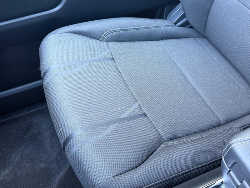 Ford F-150 Vehicle Full-screen Gallery Image 20