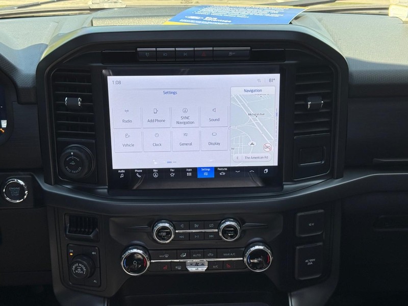 Ford F-150 Vehicle Full-screen Gallery Image 11