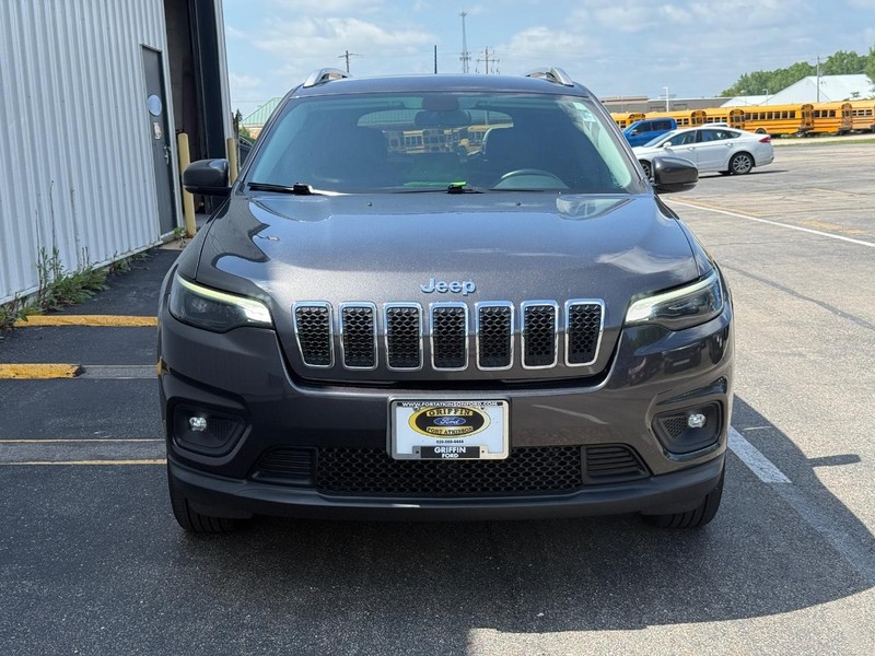 Jeep Cherokee Vehicle Full-screen Gallery Image 10